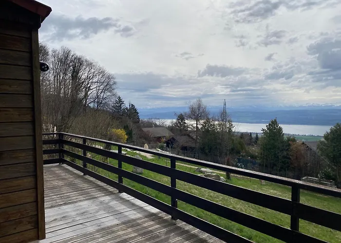 Avec Vue Panoramique Alpes Et Chalet