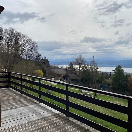 Avec Vue Panoramique Alpes Et Chalé