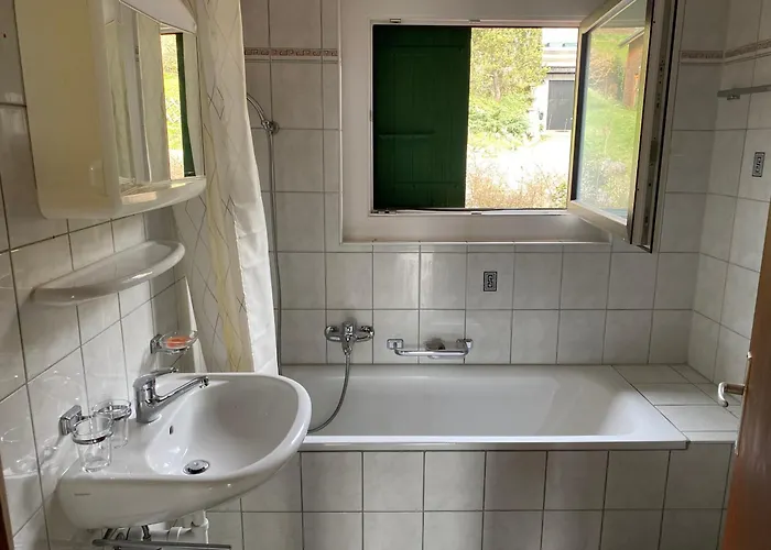 Avec Vue Panoramique Alpes Et Chalé *